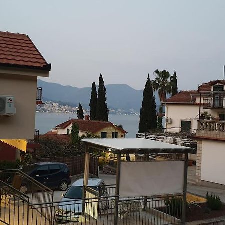 Charmy Studio Lux Apartment Herceg Novi Exterior photo