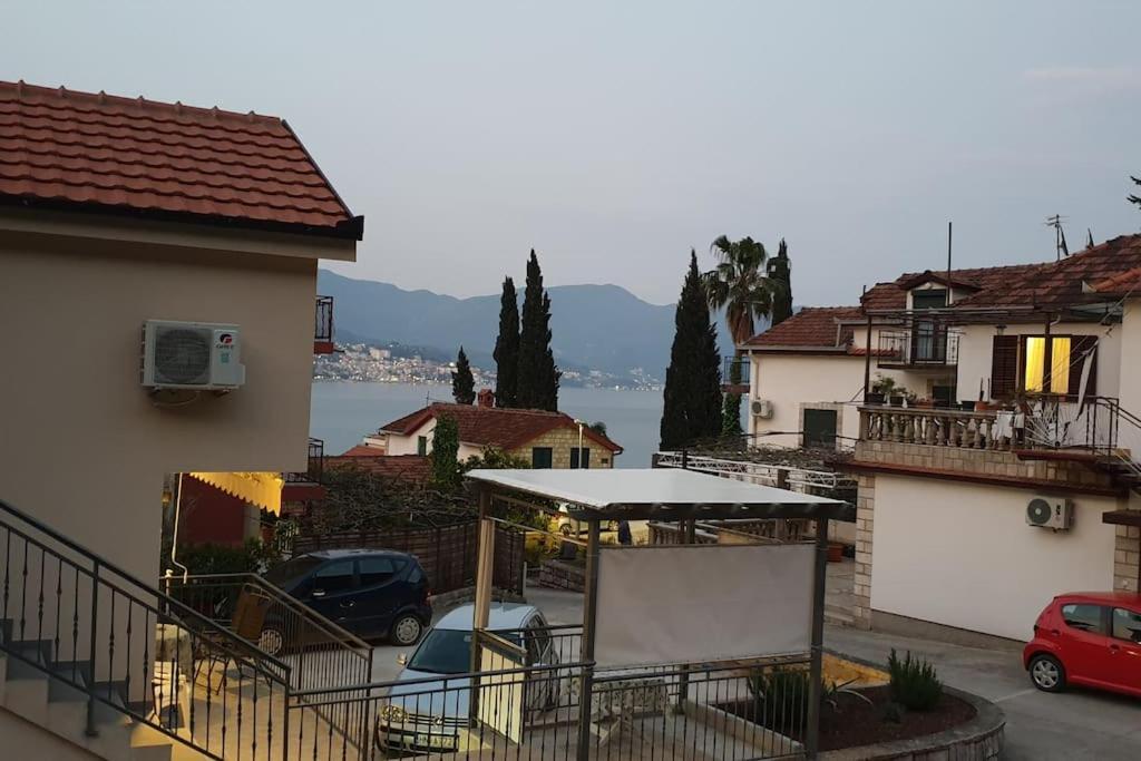 Charmy Studio Lux Apartment Herceg Novi Exterior photo